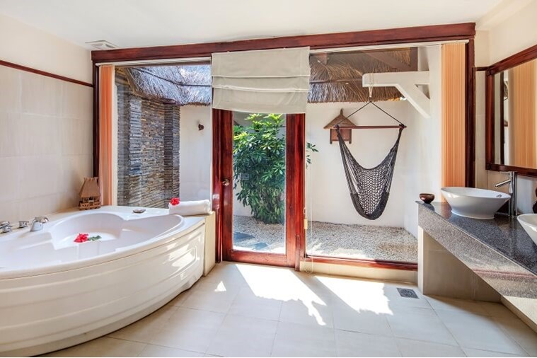 Phòng Bungalow Twin Beach Front 